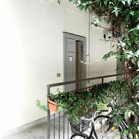 Comecasa Grazioso Loft In Crocetta Near Mangiagalli * מילאנו