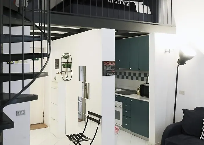 Comecasa Grazioso Loft In Crocetta Near Mangiagalli Διαμέρισμα Μιλάνο