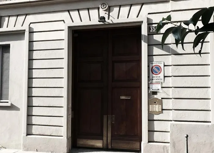 Comecasa Grazioso Loft In Crocetta Near Mangiagalli * Μιλάνο