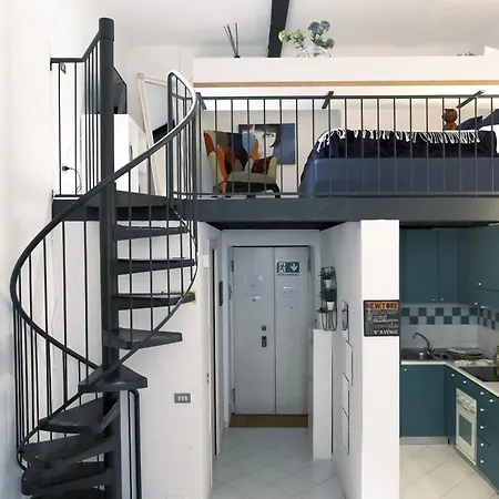 Comecasa Grazioso Loft In Crocetta Near Mangiagalli Milan